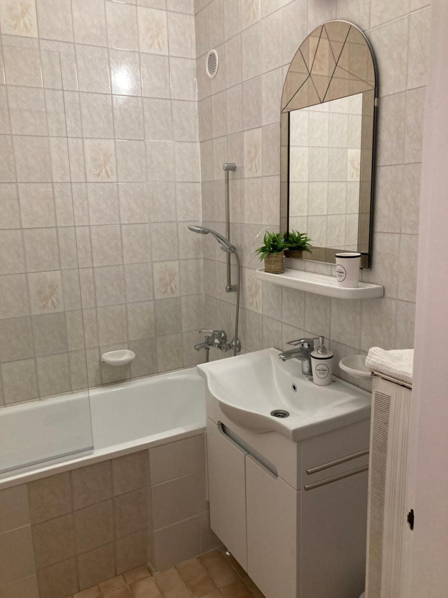 Belvarosi Classic Apartman 85 Square Meters Σζομπαθέλι Εξωτερικό φωτογραφία
